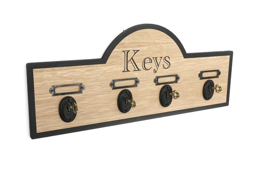 wooden-board-with-4-key-design-hooks