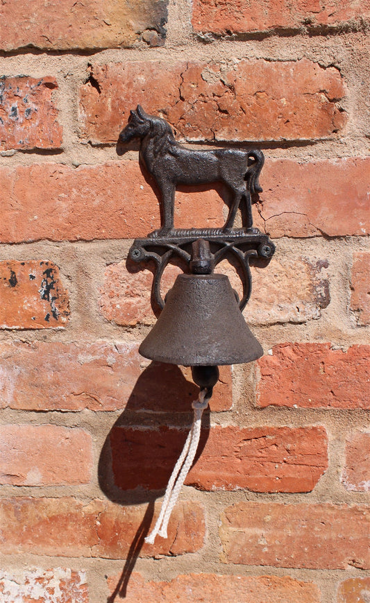 rustic-cast-iron-wall-bell-horse